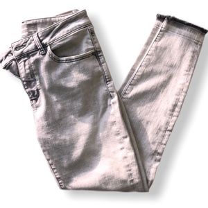 NWOT BENCH Gray Skinny Distressed Denim Jeans